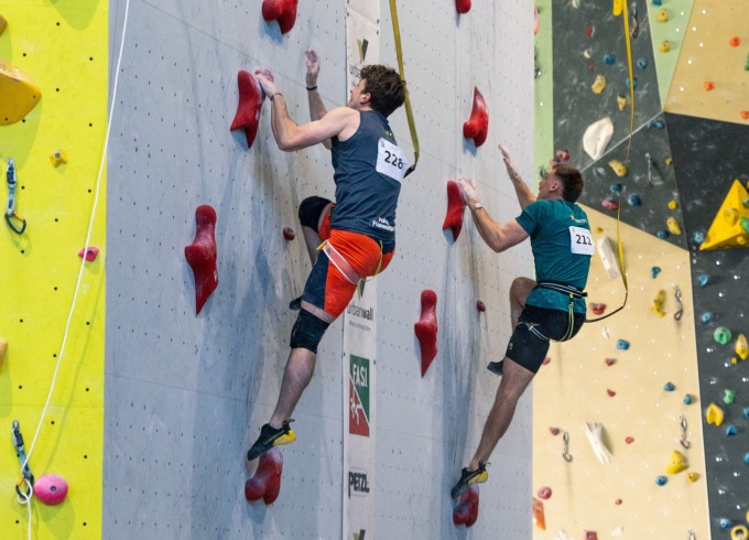 A Brugherio riparte la grande arrampicata: torna “a casa” il campione del mondo Zurloni