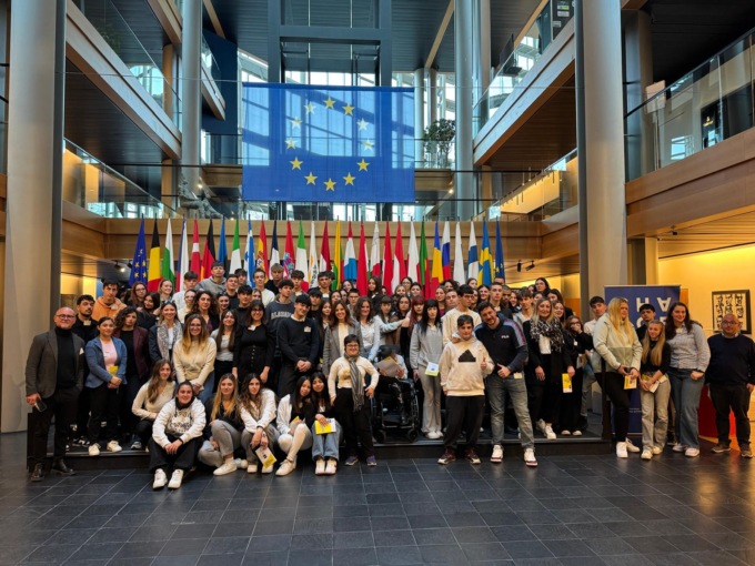 Da Inzago a Strasburgo, i ragazzi del Bellisario in visita all’Eurocamera