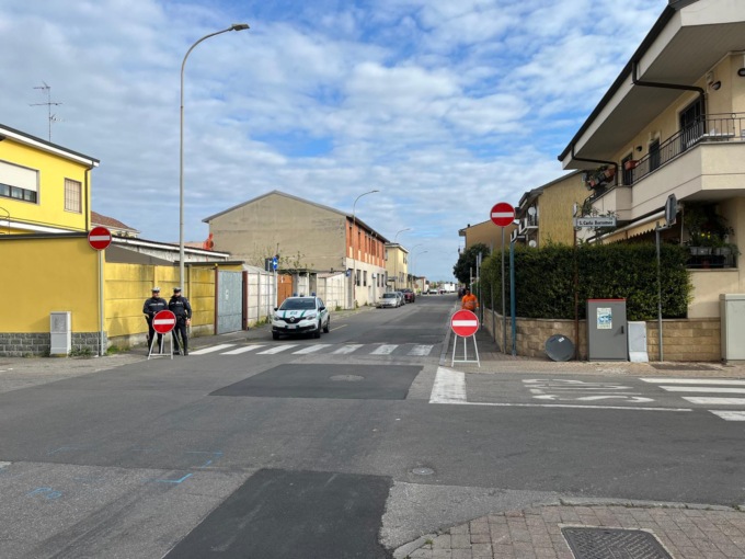 Senso unico in via Canova: si parte da oggi, Polizia Locale per la nuova viabilità