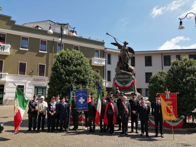 Anche a Melzo grande partecipazione al corteo per la Festa della Liberazione
