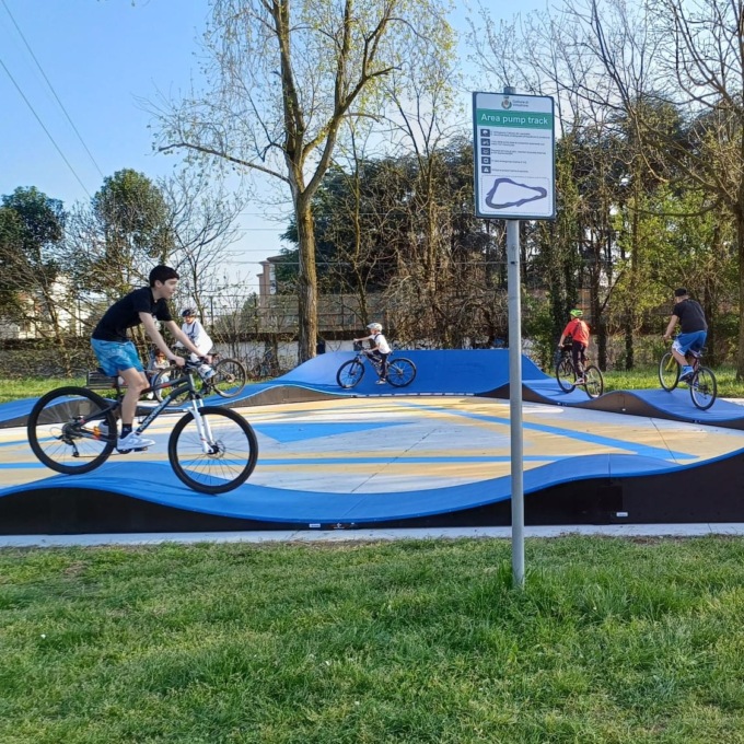 Un Pump Track per chi ama le acrobazie in bici (e non solo)
