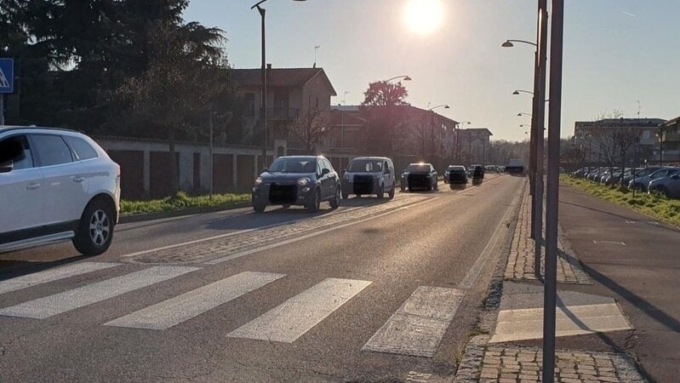 Una raccolta firme contro il traffico a Cernusco sul Naviglio