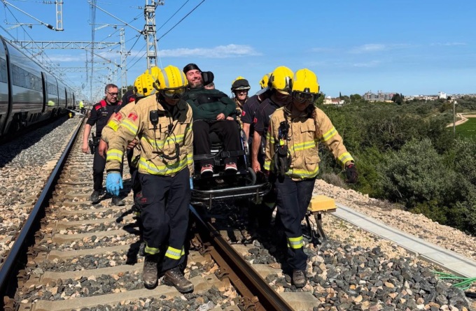 Viaggio da incubo per l’assessore: bloccato in treno durante il blackout in Spagna