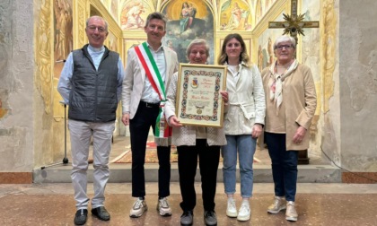 Brembate, il Premio San Vittore è stato assegnato ad Angela Soldini