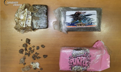 Fermato mentre nascondeva la droga in tasca, scatta l'arresto per un 22enne a Rivolta d'Adda
