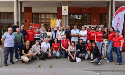 Festa in piazza Garibaldi: la speranza (che passa dai bambini) torna a risplendere