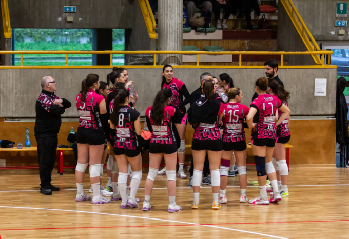 Diavolesse rosa, la vittoria con il Vero Volley sfuma di un soffio