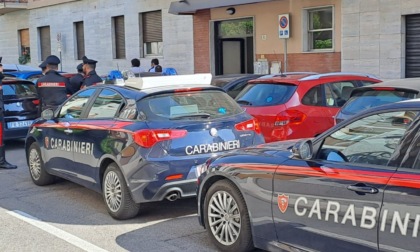 Donna uccisa a coltellate: faceva l'escort. Trovata nell'appartamento in cui riceveva i clienti