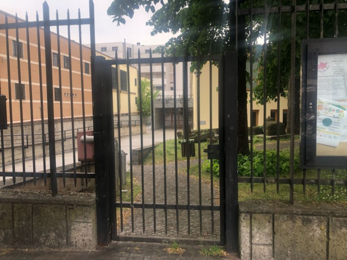 Cassano, rubata la targa di intitolazione del giardino della biblioteca a Sergio Ramelli