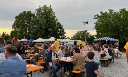 Solidarrock a Cassano d'Adda: è iniziata la festa della musica e solidarietà
