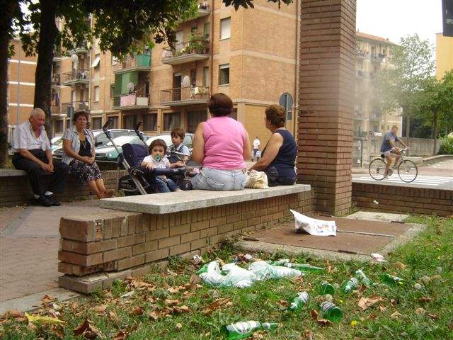 Contro degrado e cattivo uso, il parchetto di via Monza sarà affidato ai Garibaldini
