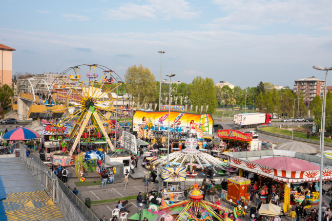 Si spacciava per dipendente comunale e chiedeva le tasse per esporre alla Fiera delle Palme