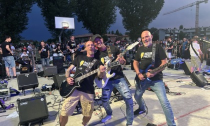Pioltello come una piccola Woodstock per una notte in musica
