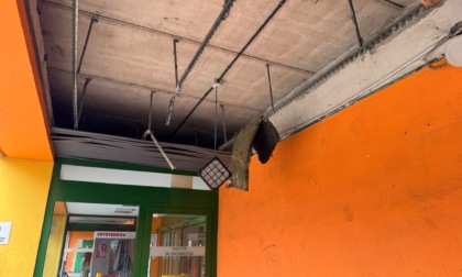 Notte di follia a Brugherio, vandali in azione in diverse zone. I cittadini chiedono interventi più rapidi