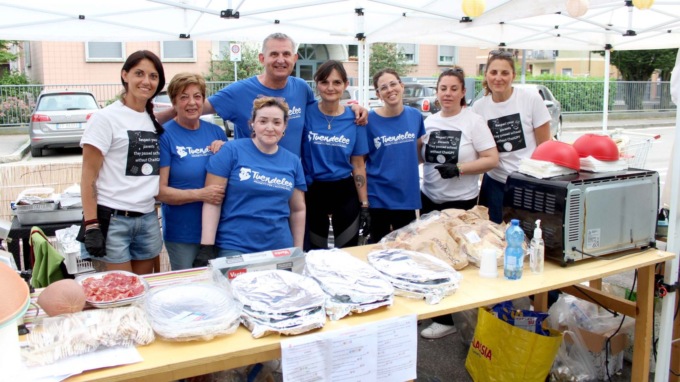 Il Parco di via Curiel si riempie di bambini e famiglie per la festa di Tuendelee