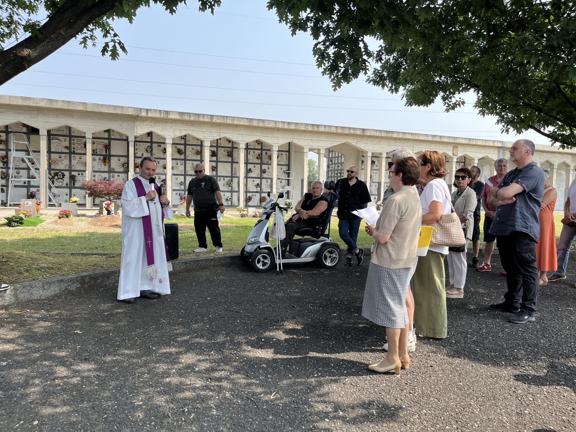 cerimonia cimitero trecella lapide hanna herasimchyk