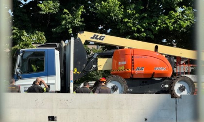 Grave incidente in Tangenziale Est, interviene l'elisoccorso: traffico bloccato
