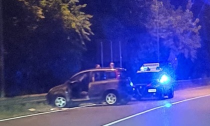 Auto incidentata in via San Francesco