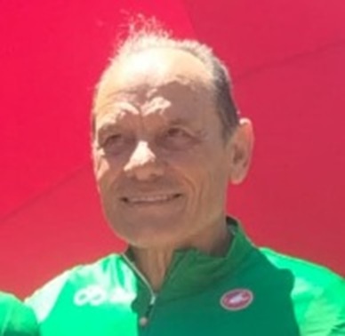 A 75 anni anni si laurea campione italiano a cronometro di ciclismo e si qualifica per il Campionato mondiale