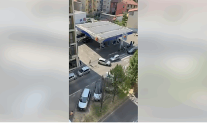 Spari davanti a un distributore per una rapina