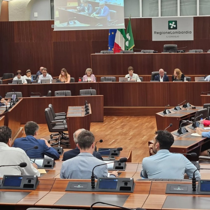 StMicroelectronics in Commissione regionale. Anche Carugate prende posizione