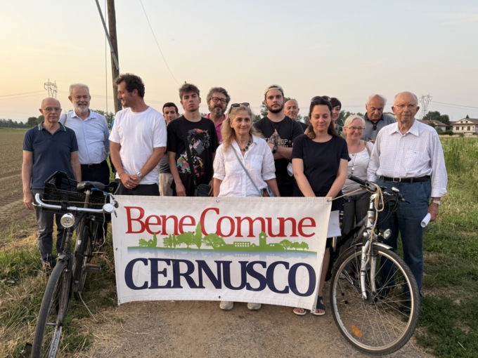 Muro contro muro dell’associazione Bene Comune Cernusco contro la sindaca