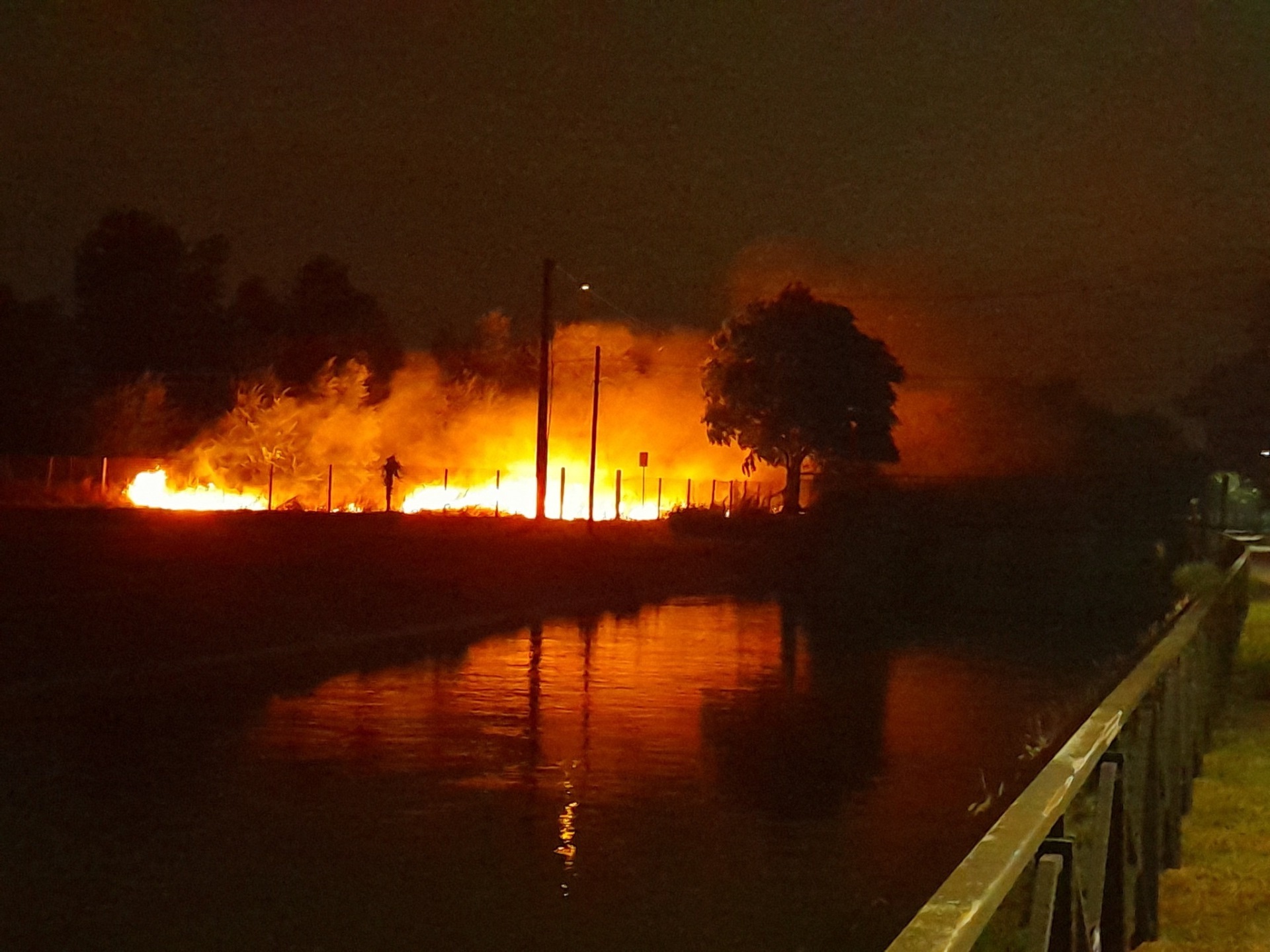 70441971_incendio