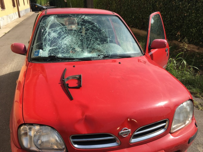 Ragazzina in bici travolta da una macchina: interviene l’elisoccorso