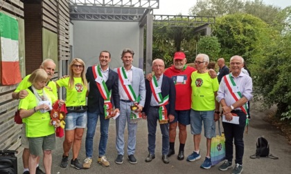 Liscate accoglie la memoria: al Parco dell’Acqua la retrospettiva della staffetta “Per non dimenticare”