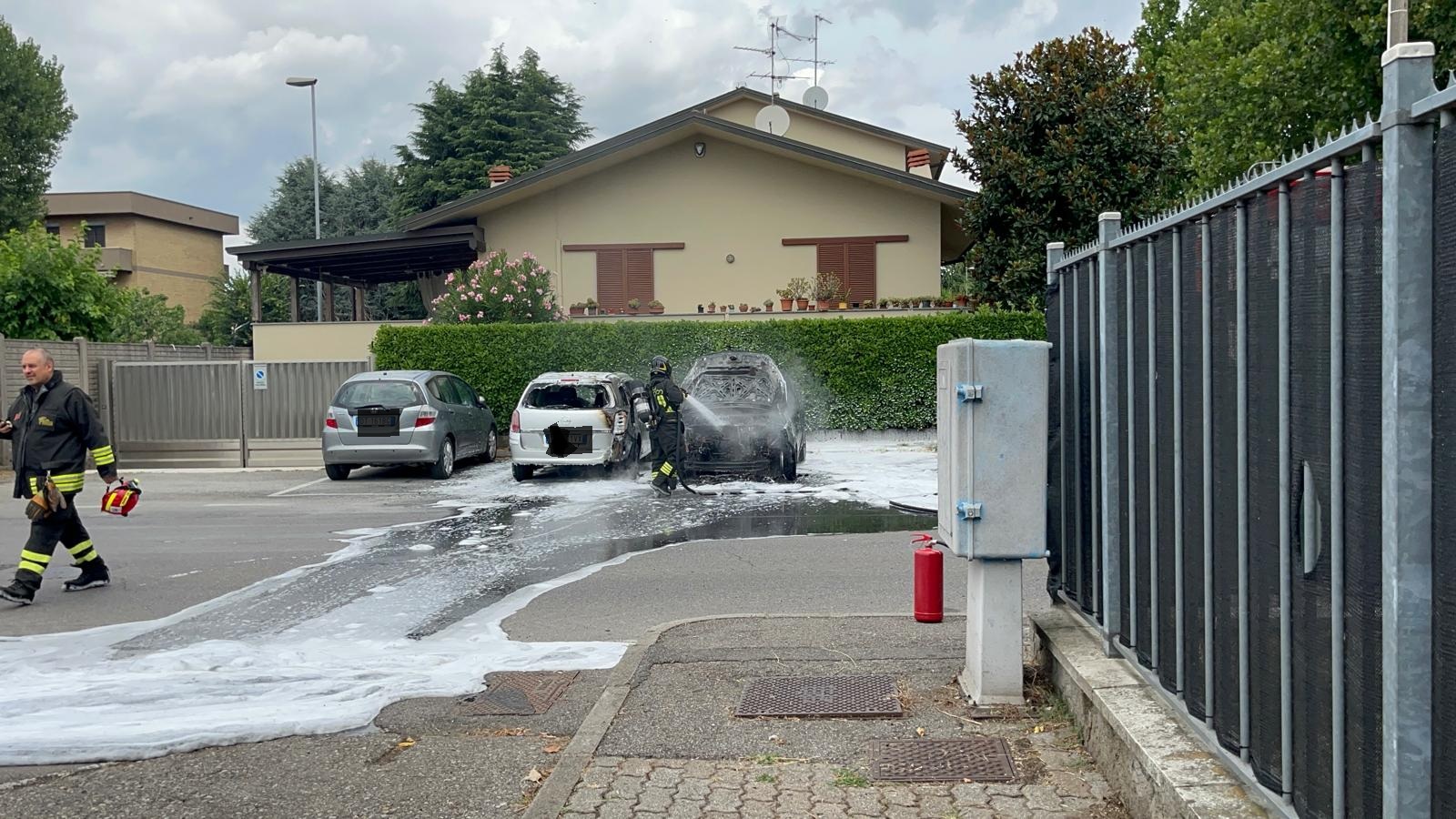 carugate incendio3 ok