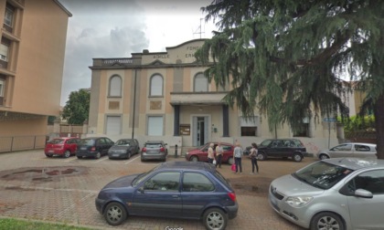 La palestra De Amicis non sarà pronta per settembre: associazioni di Melzo furiose