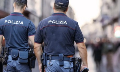 Furto di cartucce per stampanti all'Esselunga: in manette un 23enne
