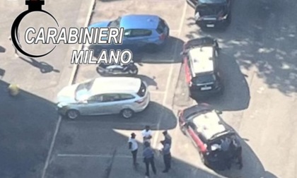 Operazione dei Carabinieri anche con l'elicottero: clandestini, occupazioni abusive e droga