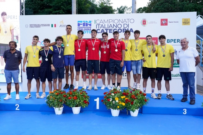 Salvamento e nuoto assoluto: pioggia di medaglie per le Rane Rosse