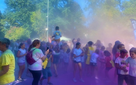 Paint walking Vignate: un arcobaleno di colori e sorrisi