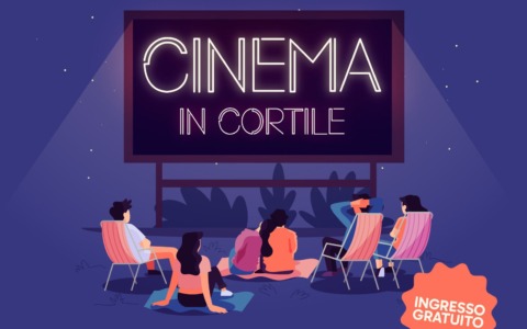 “Cinema in cortile” con musica diffusa e una mostra fotografica