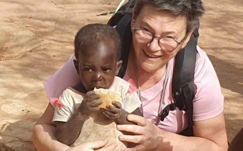 Bake off for Africa: una torta a chi fa una donazione per aiutare i bimbi africani
