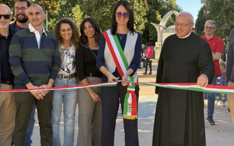 Cerimonia di inaugurazione per la “nuova” piazza Ghezzi di Cernusco sul Naviglio