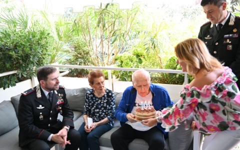 Il vice brigadiere Remigio Marangoni compie 101 anni: la visita dei Carabinieri