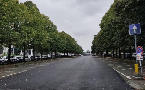Finalmente rifatto il manto stradale del parcheggio della metropolitana