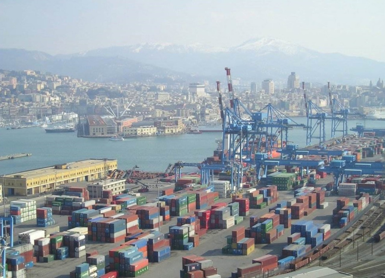 “No” ai container del Porto di Genova