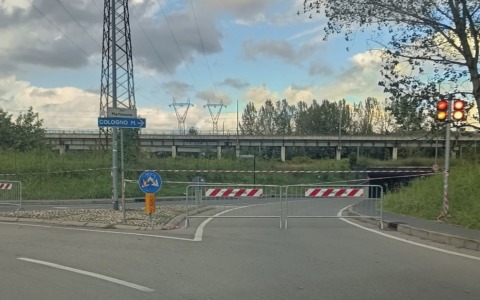 Lavori in corso: il sottopasso di viale Martesana allagato resta chiuso