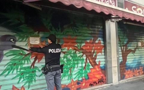 Altri due locali chiusi dal questore: droga e pregiudicati tra i tavoli dei bar