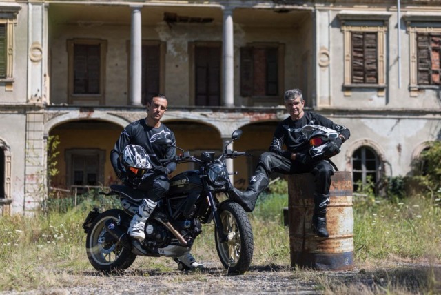Ventiquattro ore alla guida di una Ducati Scrambler di serie su sterrato: nuovo record per Silvio Sabba e Valerio Boni