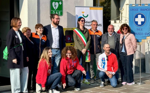 Cernusco comune cardioprotetto: installati defibrillatori in sei piazze