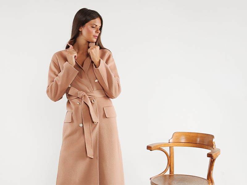 Come abbinare un cappotto donna firmato per un look impeccabile
