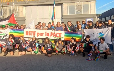 Tra i 200mila in Marcia per la Pace anche un nutrito gruppo di pioltellesi