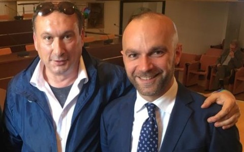 L’ex sindaco chiede la riabilitazione offrendo al Comune 2.500 euro