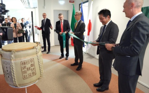 Taglio del nastro per la nuova sede di Fujifilm in Martesana