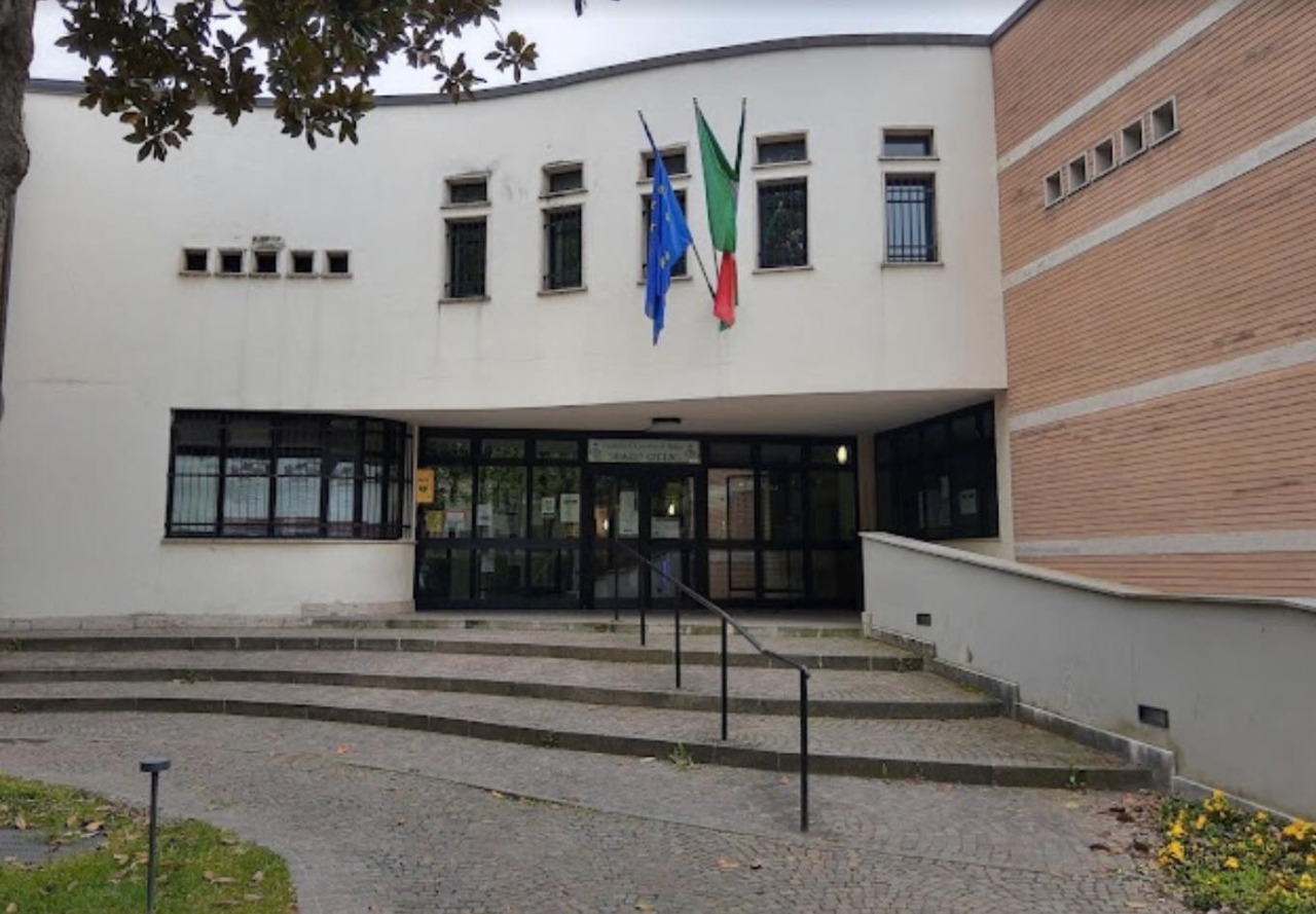 Uffici comunali “sfrattati” dall’attuale sede, ma c’è chi si oppone